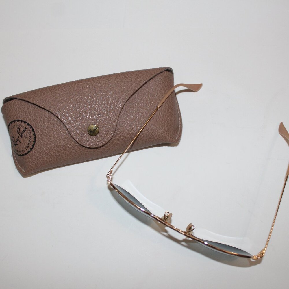 Ray Ban Aviators - Picture 5 of 6